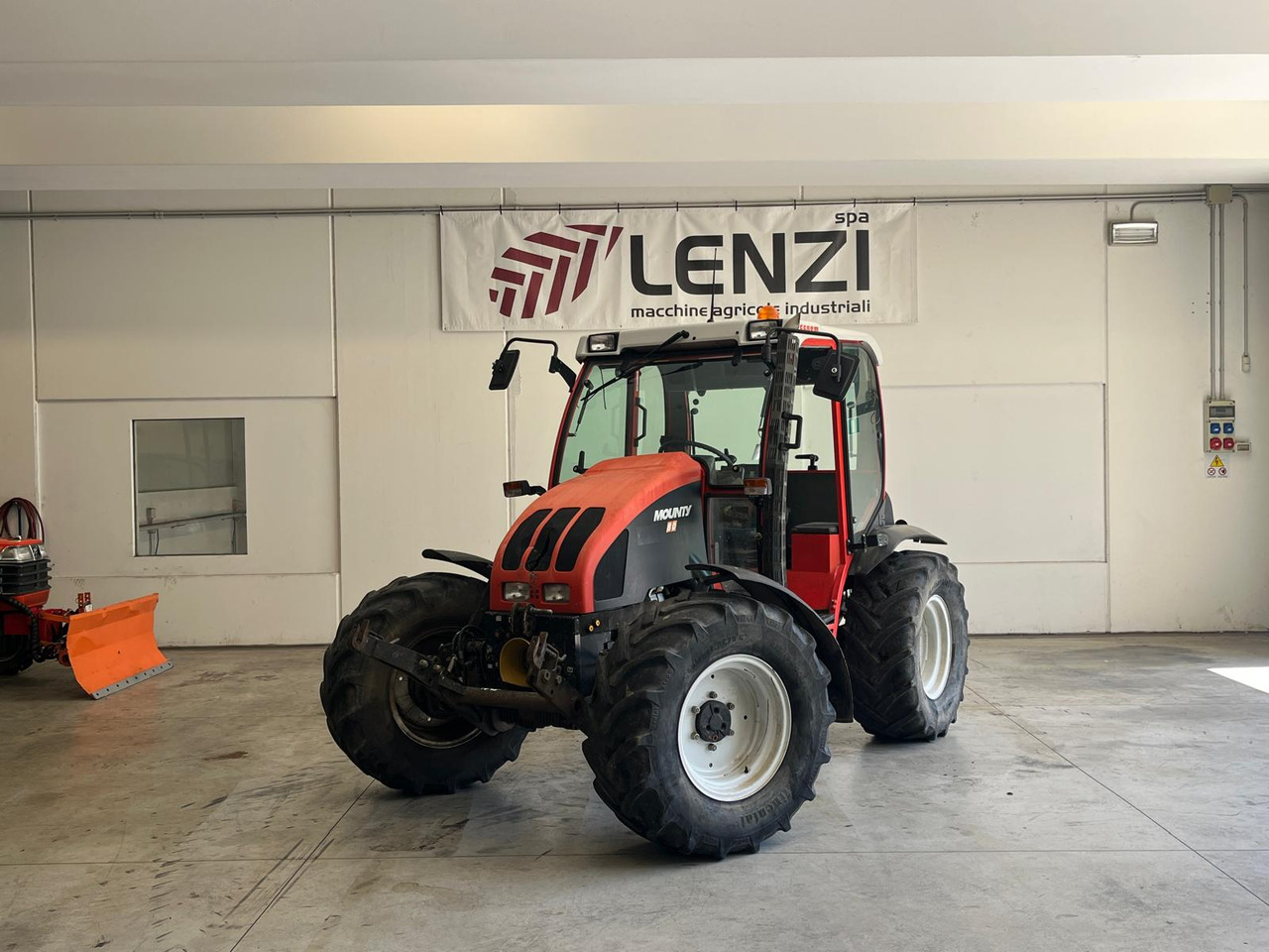 REFORM MOUNTY 80 - Traktor: pilt 1 REFORM MOUNTY 80 - Traktor: pilt 1