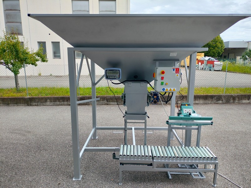 ARK01 bagging machine - Pakkimismasin: pilt 1 ARK01 bagging machine - Pakkimismasin: pilt 1
