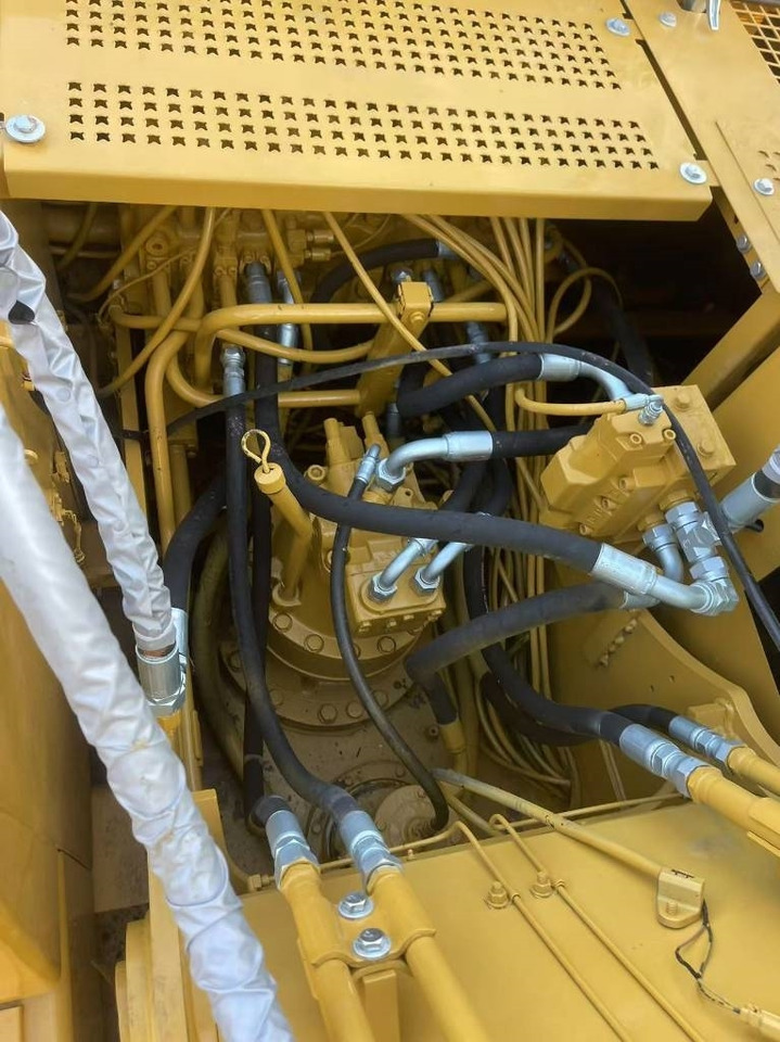 CAT 320 B - Lintekskavaator: pilt 2 CAT 320 B - Lintekskavaator: pilt 2