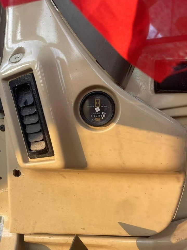 CAT 320 B - Lintekskavaator: pilt 5 CAT 320 B - Lintekskavaator: pilt 5