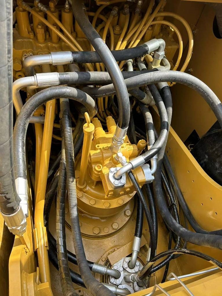 CAT 320 D - Lintekskavaator: pilt 2 CAT 320 D - Lintekskavaator: pilt 2