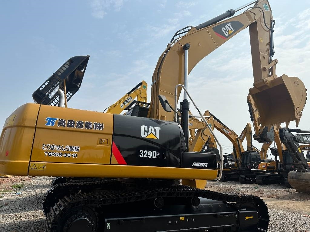 CAT 329 D L - Lintekskavaator: pilt 2 CAT 329 D L - Lintekskavaator: pilt 2