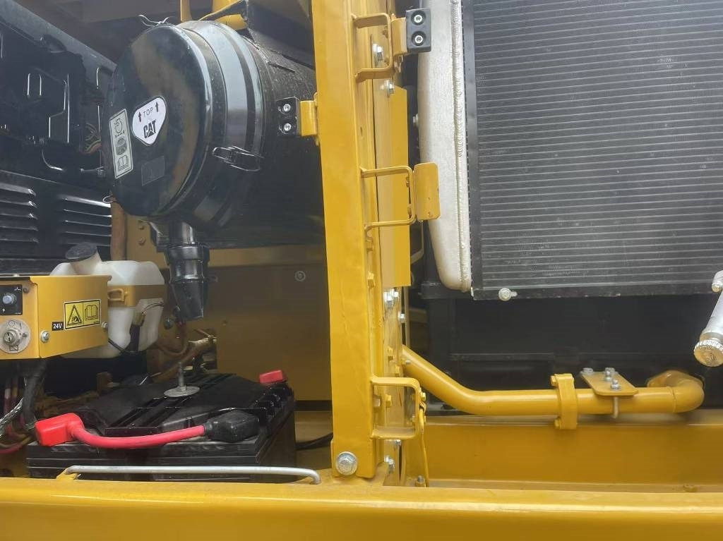 CAT 329D2L - Lintekskavaator: pilt 3 CAT 329D2L - Lintekskavaator: pilt 3