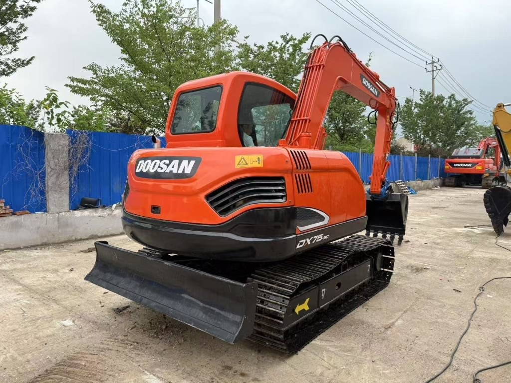 Doosan DX 75 - Lintekskavaator: pilt 5 Doosan DX 75 - Lintekskavaator: pilt 5