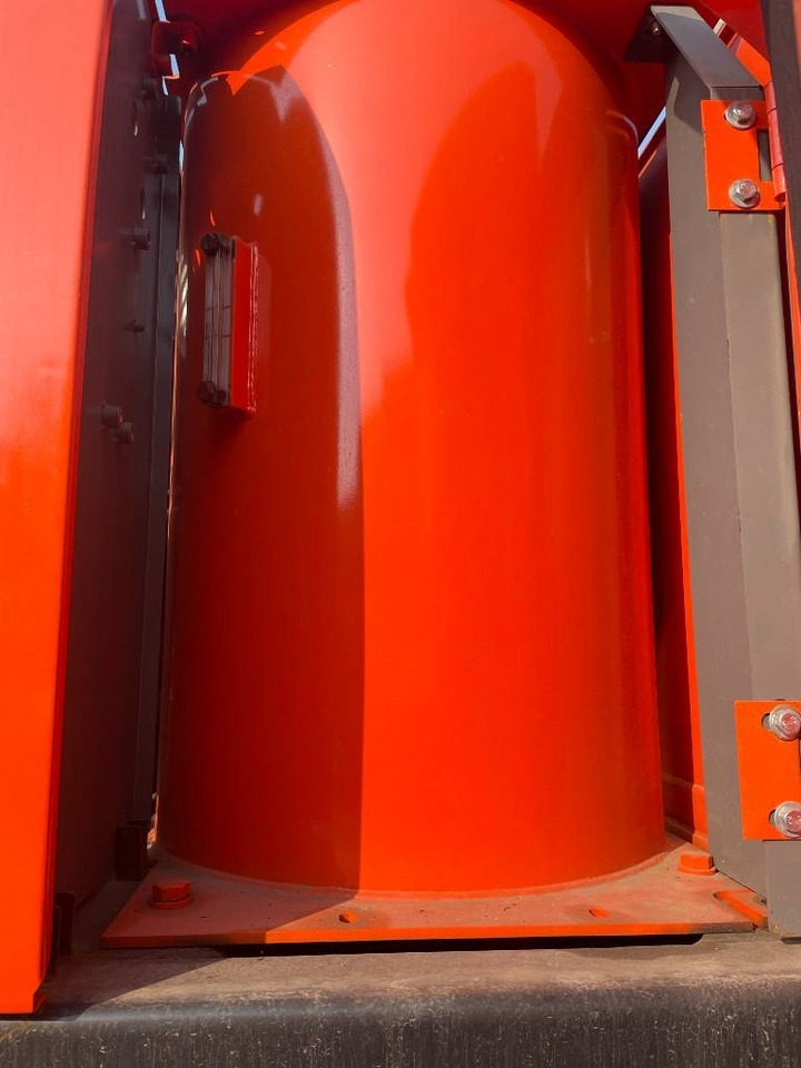 Lintekskavaator Hitachi 210LC: pilt 8