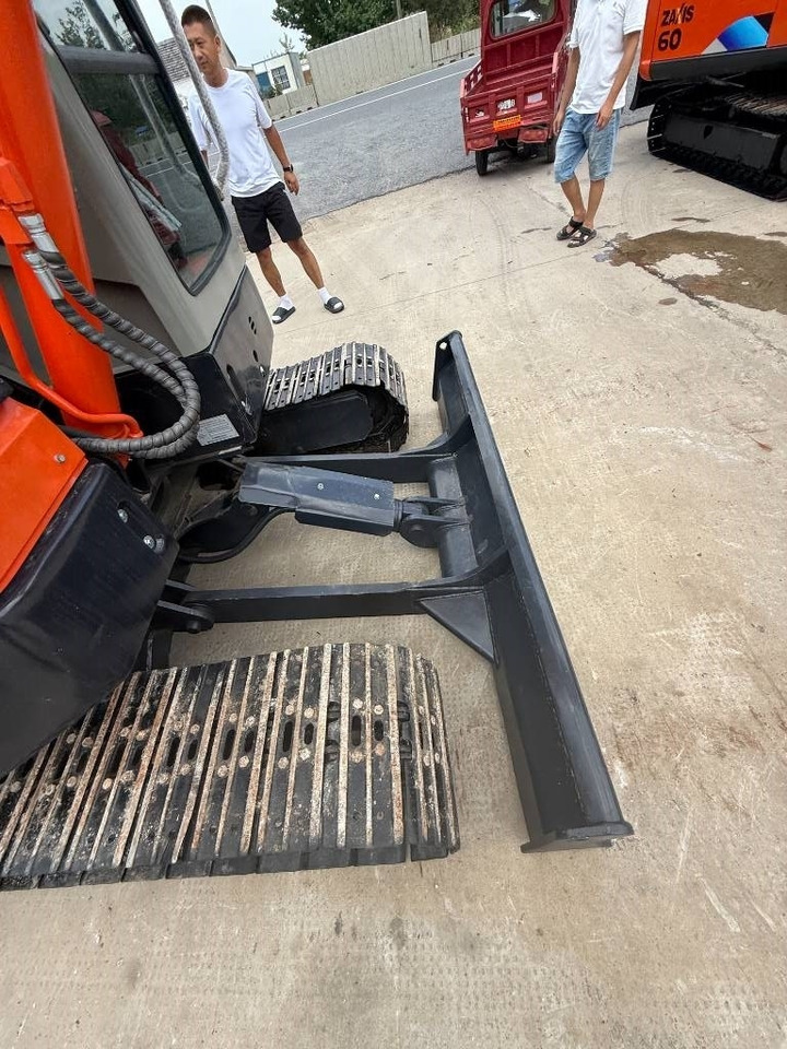 Hitachi ZX 55 - Miniekskavaator: pilt 3 Hitachi ZX 55 - Miniekskavaator: pilt 3