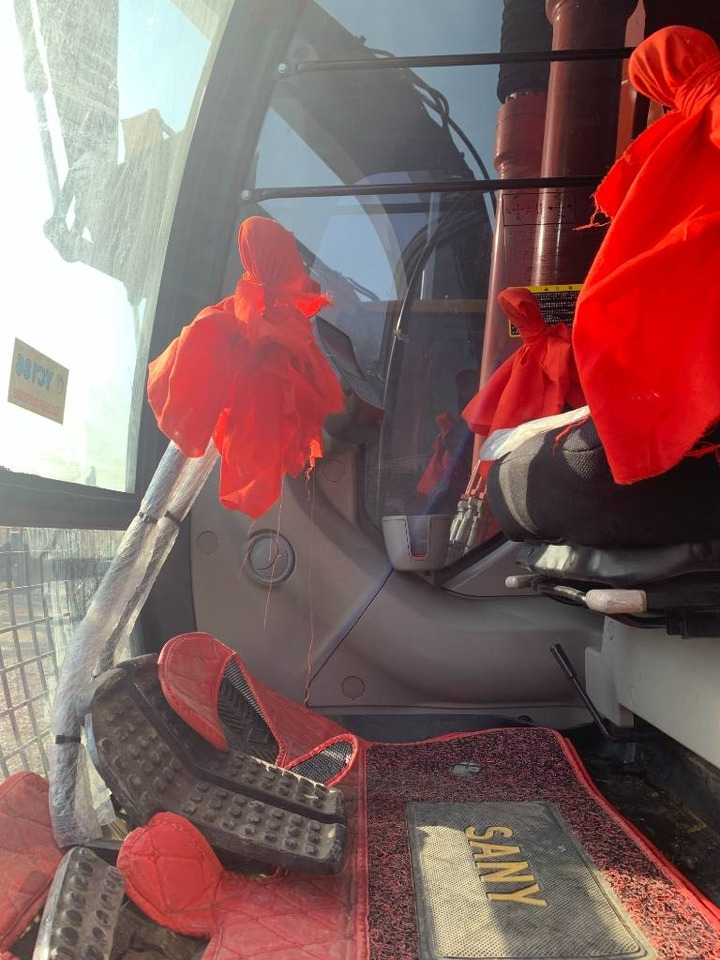 Hitachi Zaxis 200 LC - Lintekskavaator: pilt 4 Hitachi Zaxis 200 LC - Lintekskavaator: pilt 4