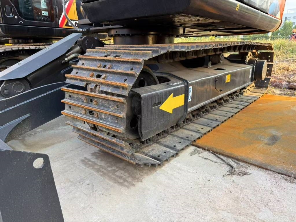 Hitachi Zaxis 70 - Lintekskavaator: pilt 3 Hitachi Zaxis 70 - Lintekskavaator: pilt 3