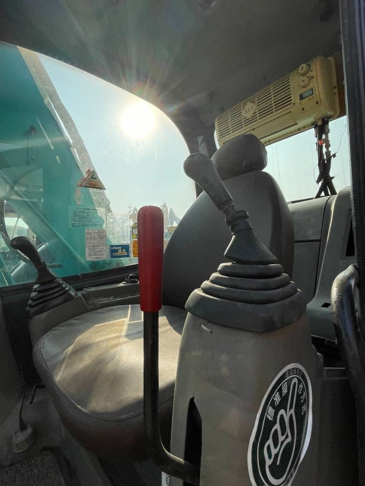 Kobelco SK 135 SR LC - Lintekskavaator: pilt 5 Kobelco SK 135 SR LC - Lintekskavaator: pilt 5