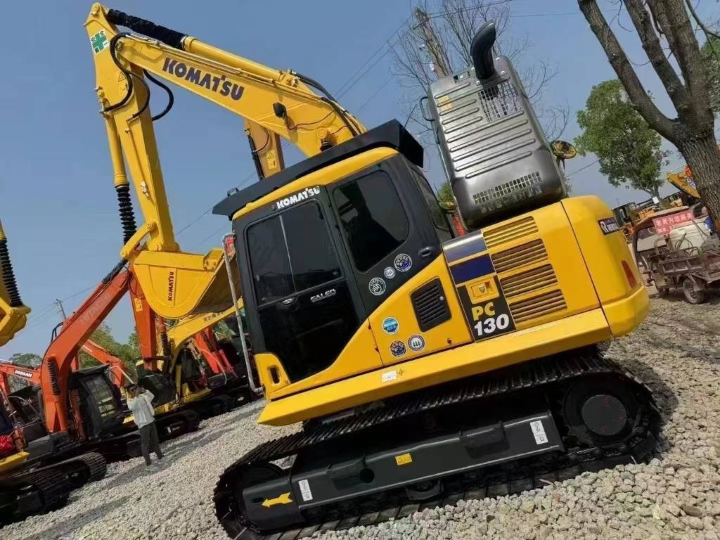 Komatsu PC 130 - Lintekskavaator: pilt 1 Komatsu PC 130 - Lintekskavaator: pilt 1