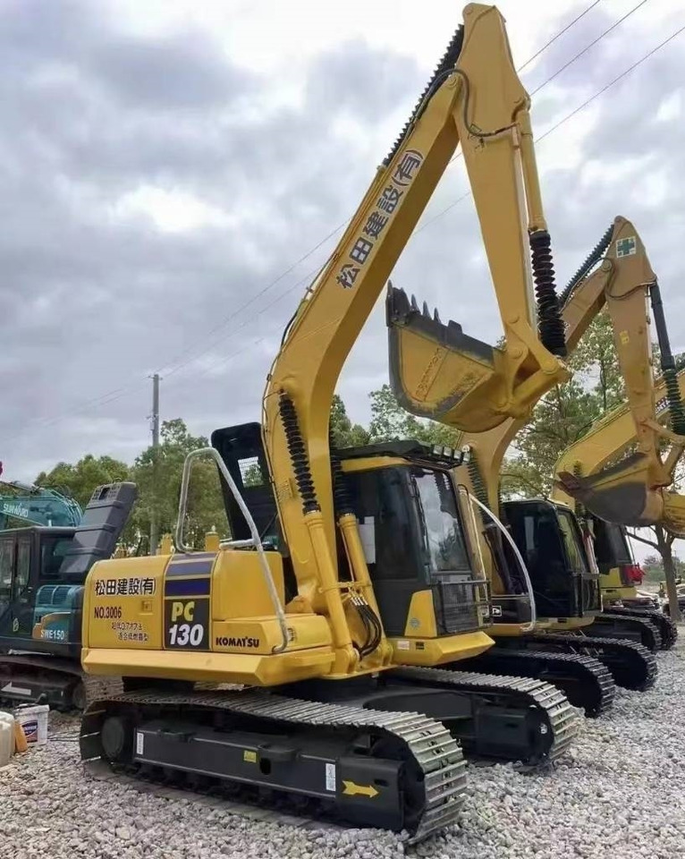 Komatsu PC 130 - Lintekskavaator: pilt 1 Komatsu PC 130 - Lintekskavaator: pilt 1