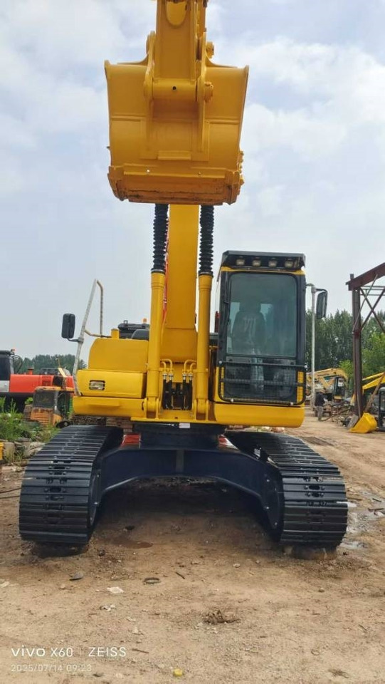 Komatsu PC 220-7 - Lintekskavaator: pilt 4 Komatsu PC 220-7 - Lintekskavaator: pilt 4