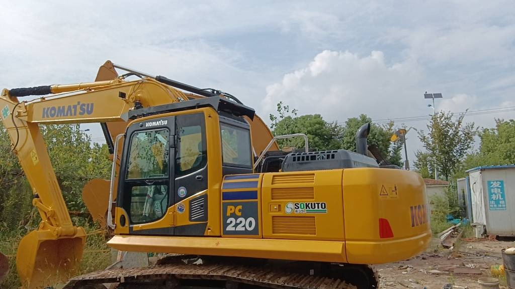 Komatsu PC 220-7  - Lintekskavaator: pilt 1 Komatsu PC 220-7  - Lintekskavaator: pilt 1