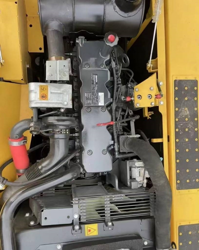 Komatsu PC 240 - Lintekskavaator: pilt 2 Komatsu PC 240 - Lintekskavaator: pilt 2