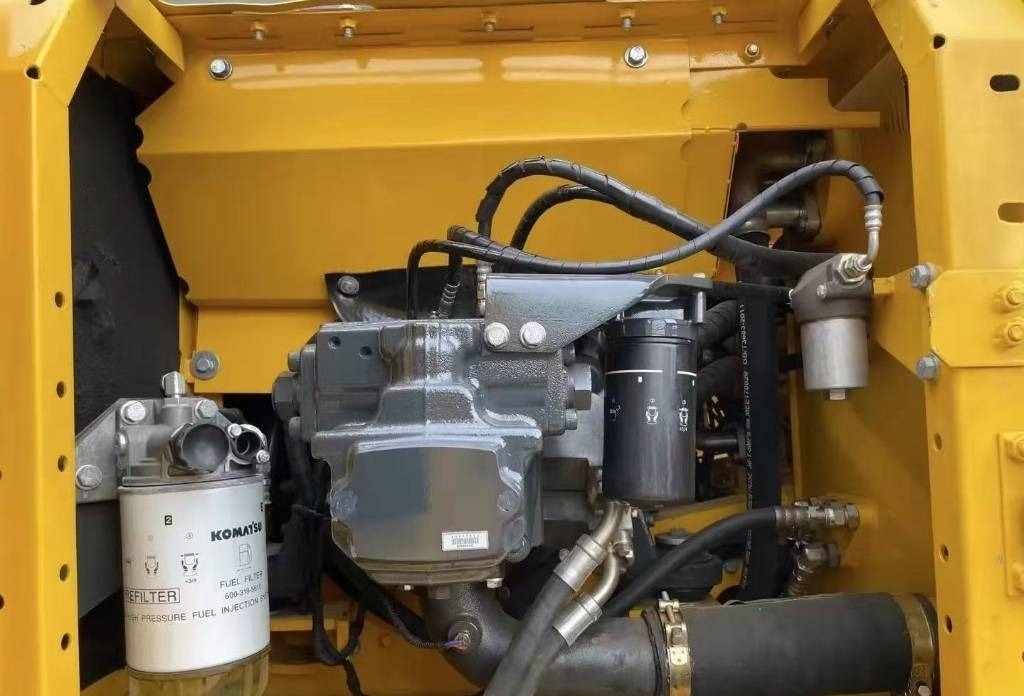 Komatsu PC 240 - Lintekskavaator: pilt 5 Komatsu PC 240 - Lintekskavaator: pilt 5