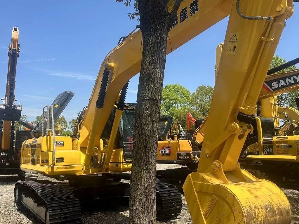 Komatsu PC 240 LC-8 - Lintekskavaator: pilt 1 Komatsu PC 240 LC-8 - Lintekskavaator: pilt 1