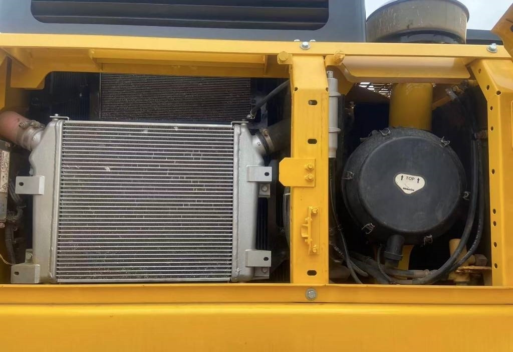 Komatsu PC 400 - Lintekskavaator: pilt 2 Komatsu PC 400 - Lintekskavaator: pilt 2