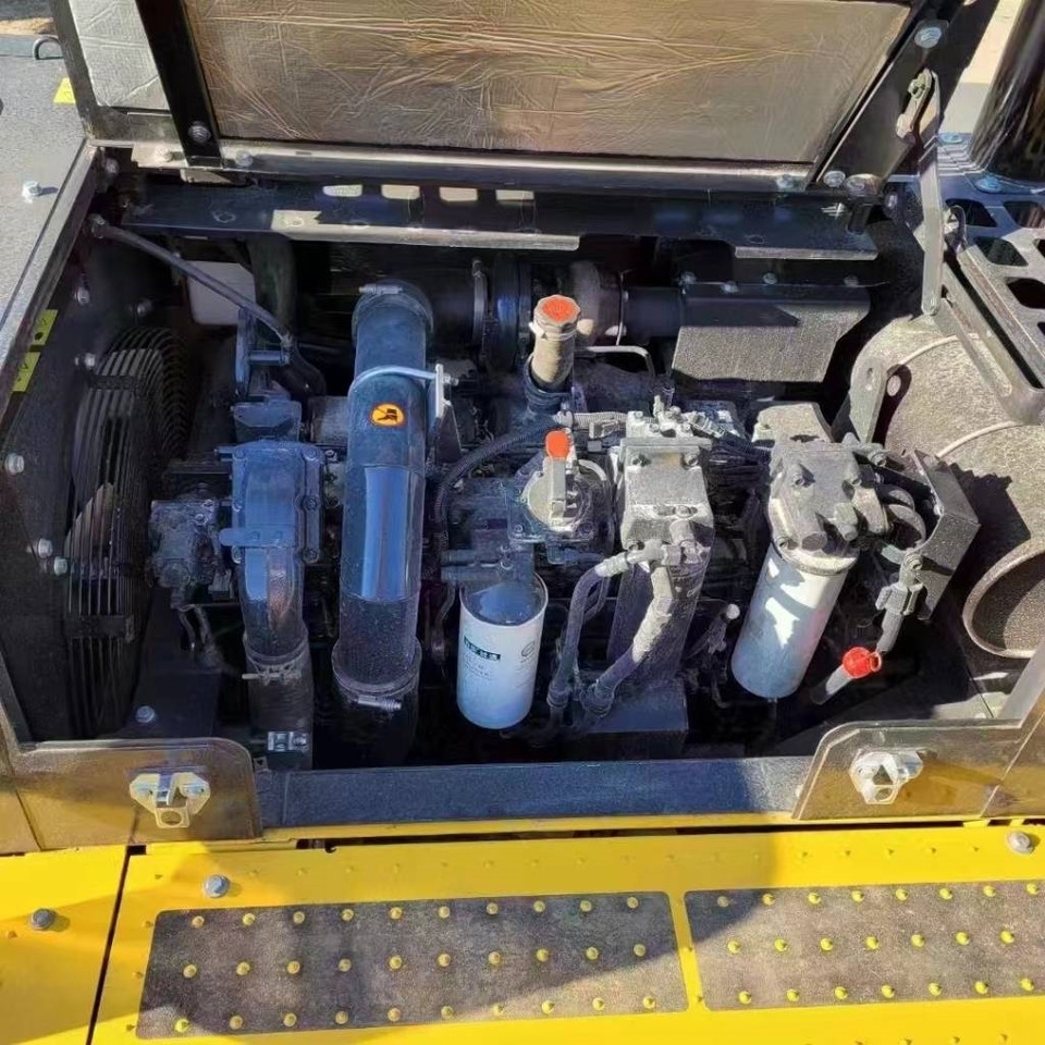 Komatsu PC 450 - Lintekskavaator: pilt 4 Komatsu PC 450 - Lintekskavaator: pilt 4