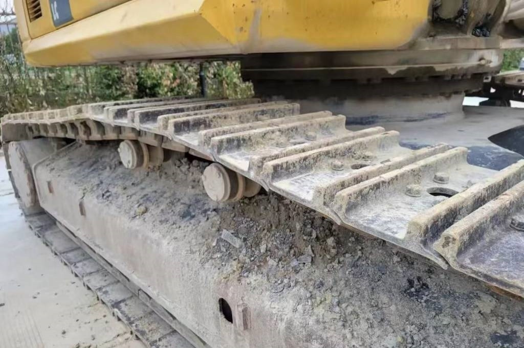 Komatsu PC 460-8 - Lintekskavaator: pilt 4 Komatsu PC 460-8 - Lintekskavaator: pilt 4