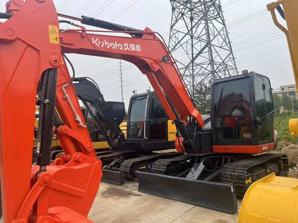 Kubota 183 - Lintekskavaator: pilt 1 Kubota 183 - Lintekskavaator: pilt 1