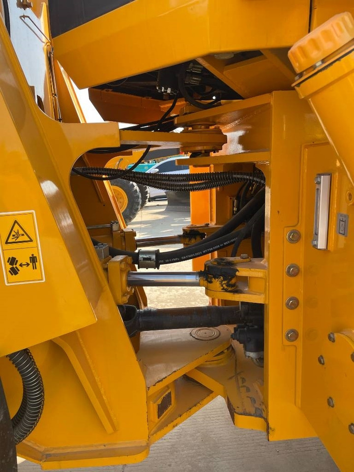 Liugong 856 H - Lintekskavaator: pilt 3 Liugong 856 H - Lintekskavaator: pilt 3