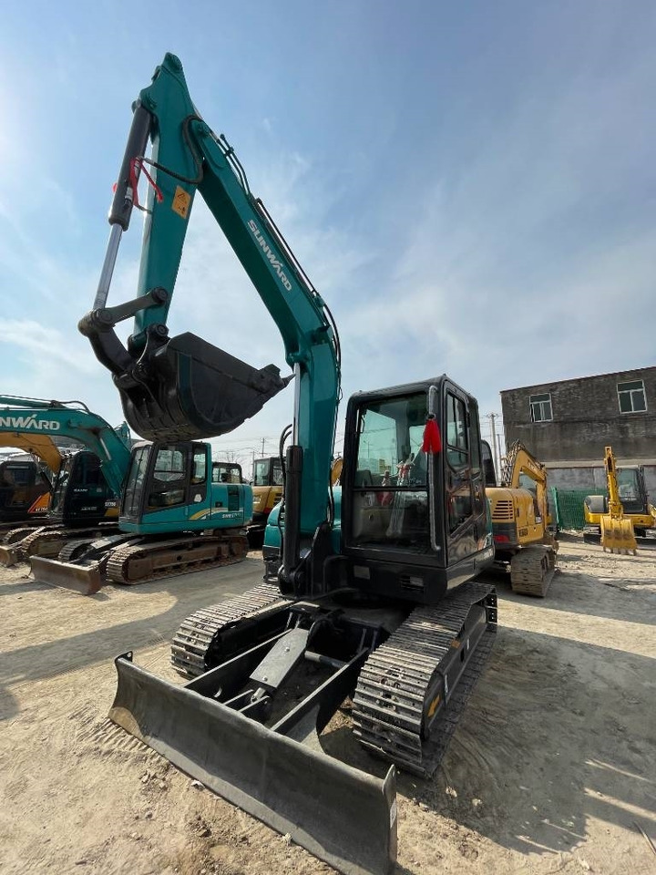 Sunward 70 - Miniekskavaator: pilt 3 Sunward 70 - Miniekskavaator: pilt 3