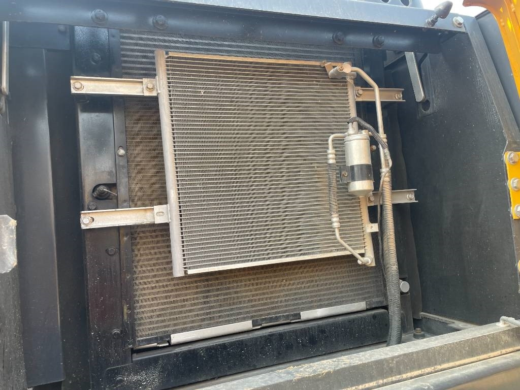 Volvo EC 210 - Lintekskavaator: pilt 3 Volvo EC 210 - Lintekskavaator: pilt 3