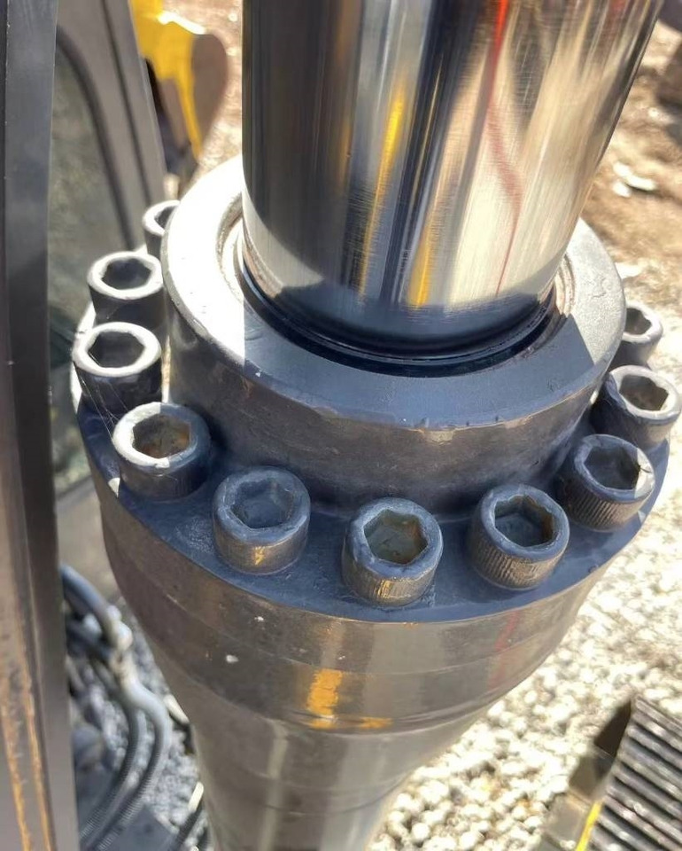 Volvo EC 240 - Lintekskavaator: pilt 3 Volvo EC 240 - Lintekskavaator: pilt 3