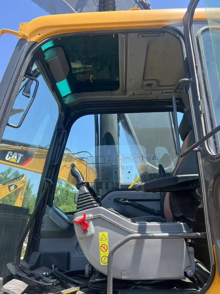 Volvo EC 380 - Lintekskavaator: pilt 5 Volvo EC 380 - Lintekskavaator: pilt 5