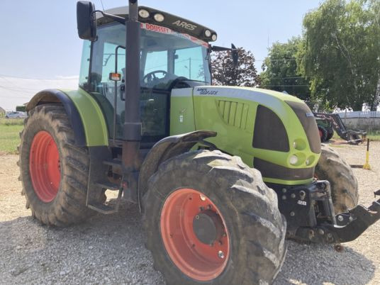 Claas ARES 697 ATZ - Traktor: pilt 2 Claas ARES 697 ATZ - Traktor: pilt 2