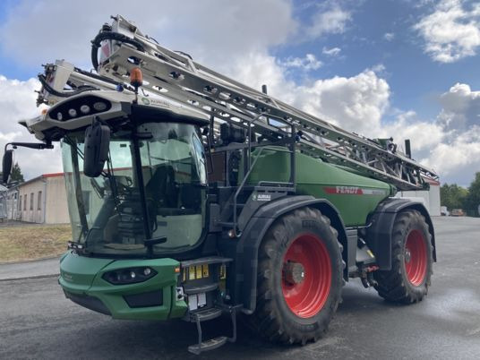 Fendt ROGATOR 645 - Iseliikuv pihusti: pilt 1 Fendt ROGATOR 645 - Iseliikuv pihusti: pilt 1