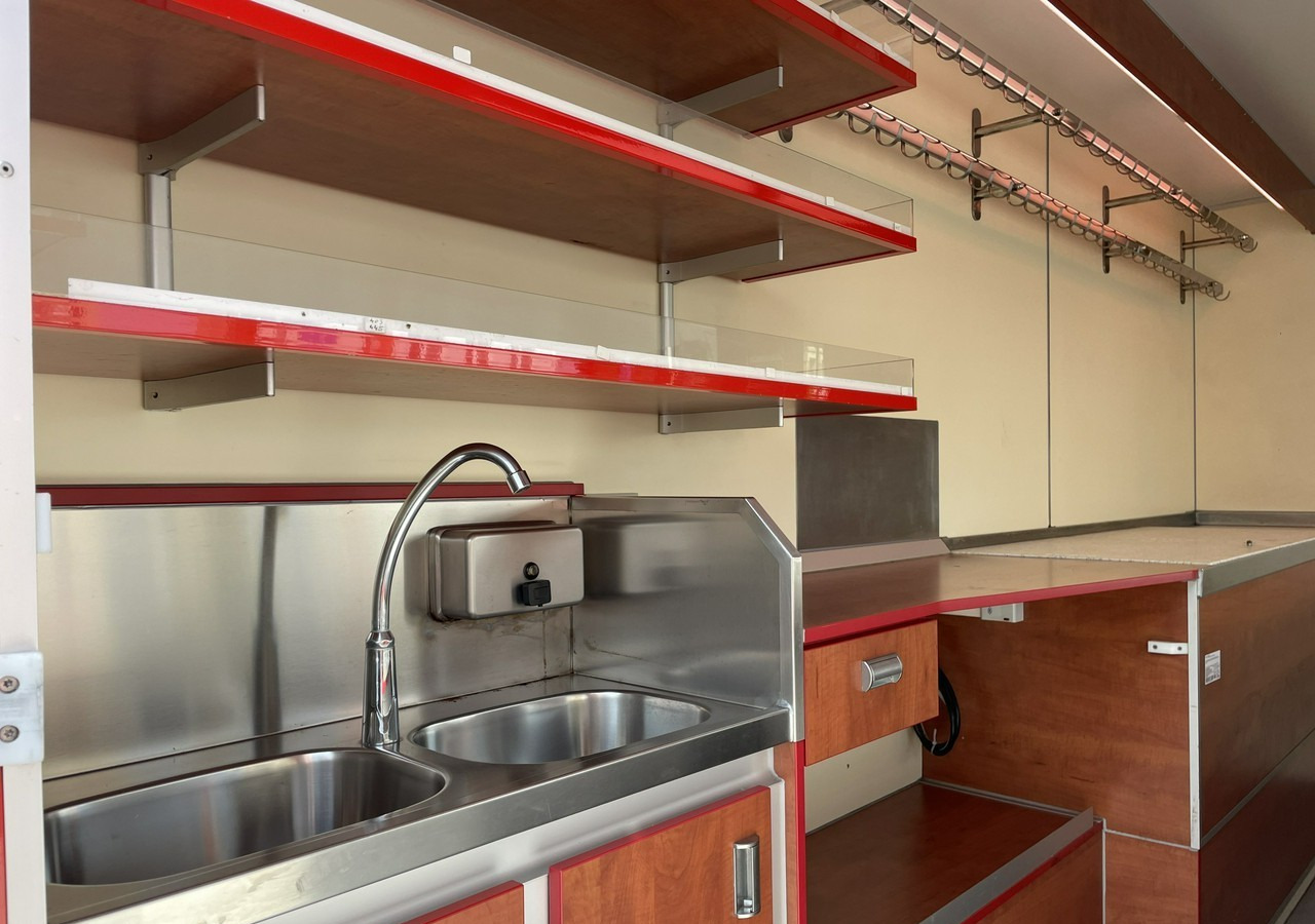 Fiat Ducato Autosklep wędlin Gastronomiczny Food Truck Foodtruck Sklep Borco 201 - Toiduauto: pilt 4 Fiat Ducato Autosklep wędlin Gastronomiczny Food Truck Foodtruck Sklep Borco 201 - Toiduauto: pilt 4