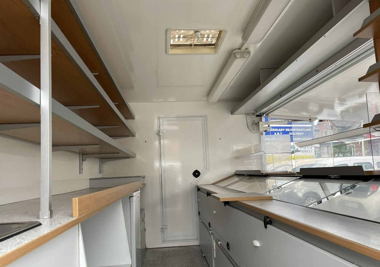 Fiat Ducato Autosklep wędlin Gastronomiczny Food Truck Foodtruck Sklep W-zasi 20 - Toiduauto: pilt 5 Fiat Ducato Autosklep wędlin Gastronomiczny Food Truck Foodtruck Sklep W-zasi 20 - Toiduauto: pilt 5