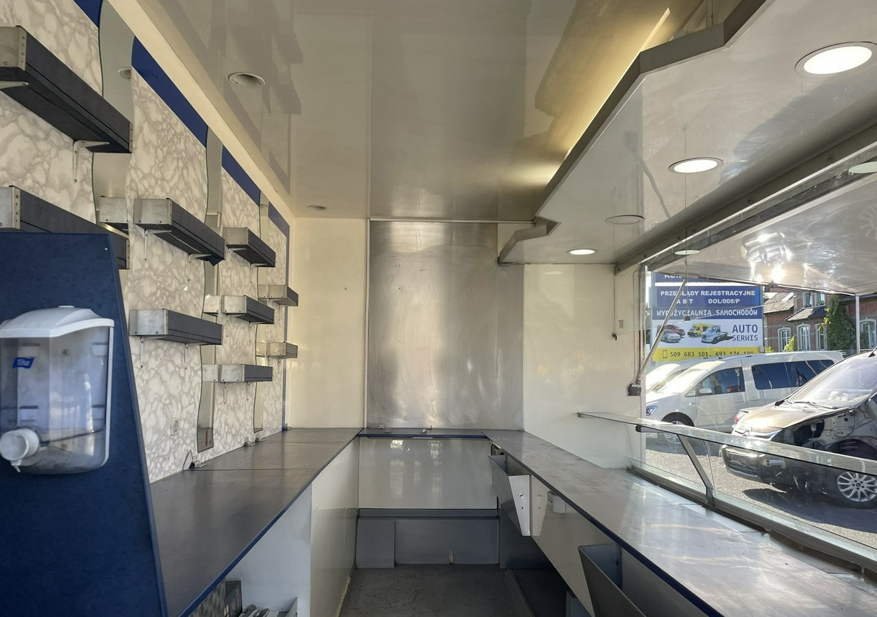 Fiat Ducato Autosklep wędlin Ryb Gastronomiczny Food Truck Foodtruck Sklep 2006 - Toiduauto: pilt 4 Fiat Ducato Autosklep wędlin Ryb Gastronomiczny Food Truck Foodtruck Sklep 2006 - Toiduauto: pilt 4