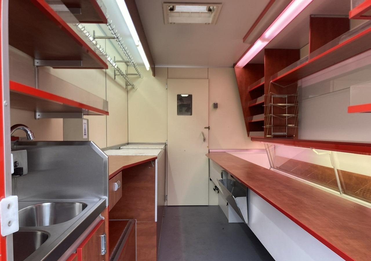 Fiat Ducato Autosklep wędliny Gastronomiczny Food Truck Foodtruck sklep Borco 20 - Toiduauto: pilt 2 Fiat Ducato Autosklep wędliny Gastronomiczny Food Truck Foodtruck sklep Borco 20 - Toiduauto: pilt 2