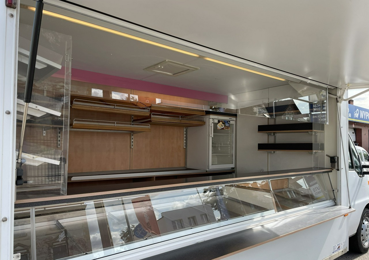 Fiat Ducato Ducato Autosklep Gastronomiczny Food Truck Foodtruck sklep Borco 200 - Toiduauto: pilt 2 Fiat Ducato Ducato Autosklep Gastronomiczny Food Truck Foodtruck sklep Borco 200 - Toiduauto: pilt 2