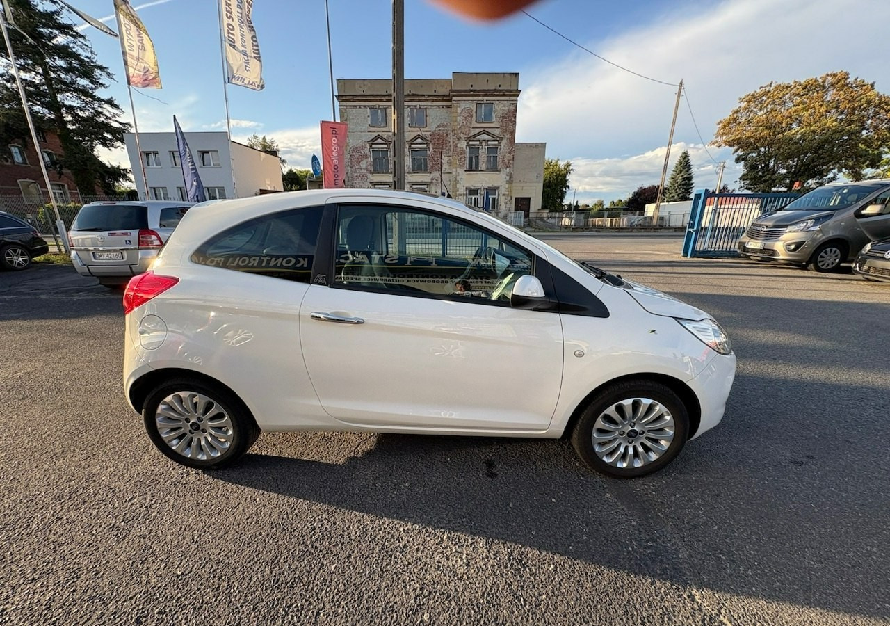 Ford KA II Ford KA 1.2 Champions Edition Klima Panorama 2012 - Luukpära: pilt 5 Ford KA II Ford KA 1.2 Champions Edition Klima Panorama 2012 - Luukpära: pilt 5