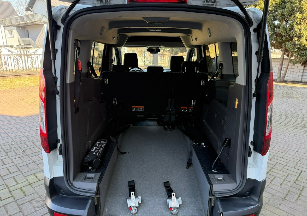 Ford Tourneo Connect II Connect dla niepełnosprawnych Rampa Inwalida Bogate wersja PFRON 20 - Auto: pilt 3 Ford Tourneo Connect II Connect dla niepełnosprawnych Rampa Inwalida Bogate wersja PFRON 20 - Auto: pilt 3