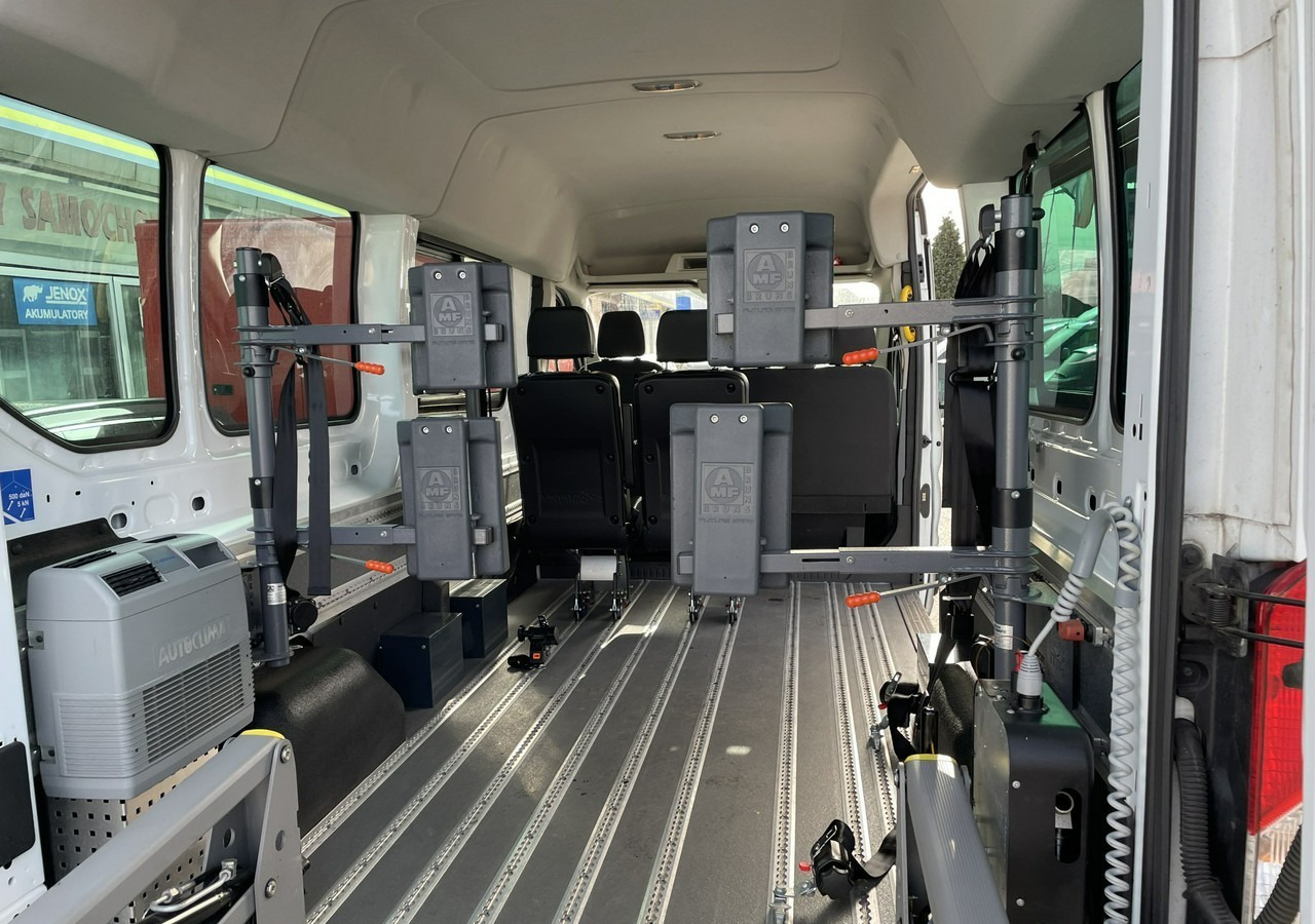Ford Transit VIII Transit do przewozu Niepełnosprawnych 2 Wózki inwalida rampa 2017 - Auto: pilt 5 Ford Transit VIII Transit do przewozu Niepełnosprawnych 2 Wózki inwalida rampa 2017 - Auto: pilt 5