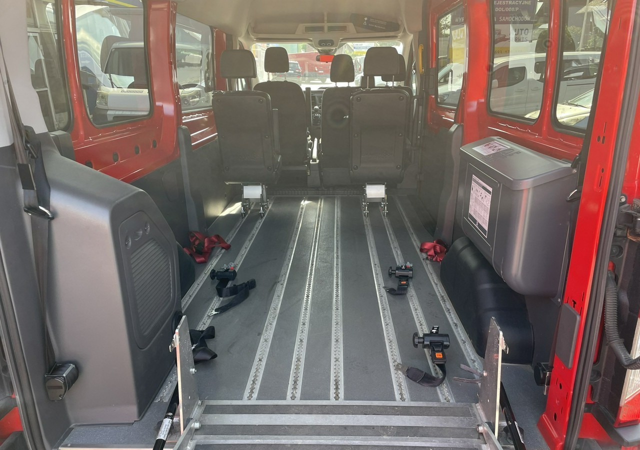 Ford Transit VIII Transit przewozu Niepełnosprawnych 2 wózki inwalida rampa 2021 PFRON - Auto: pilt 3 Ford Transit VIII Transit przewozu Niepełnosprawnych 2 wózki inwalida rampa 2021 PFRON - Auto: pilt 3