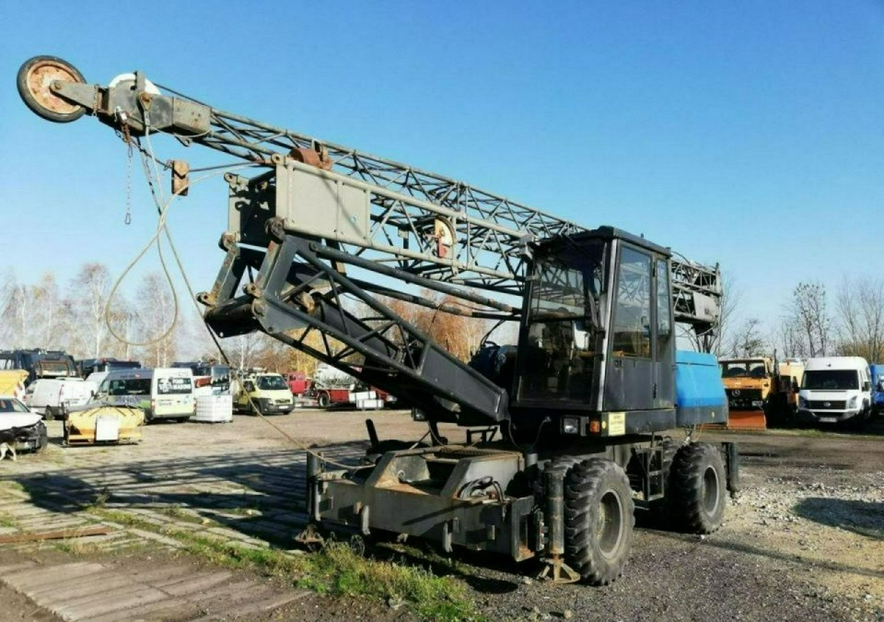 Inna Inny Dźwig Samojezdny Żuraw podnośnik SENNEBOGEN S612M 14m - Autokraana: pilt 1 Inna Inny Dźwig Samojezdny Żuraw podnośnik SENNEBOGEN S612M 14m - Autokraana: pilt 1