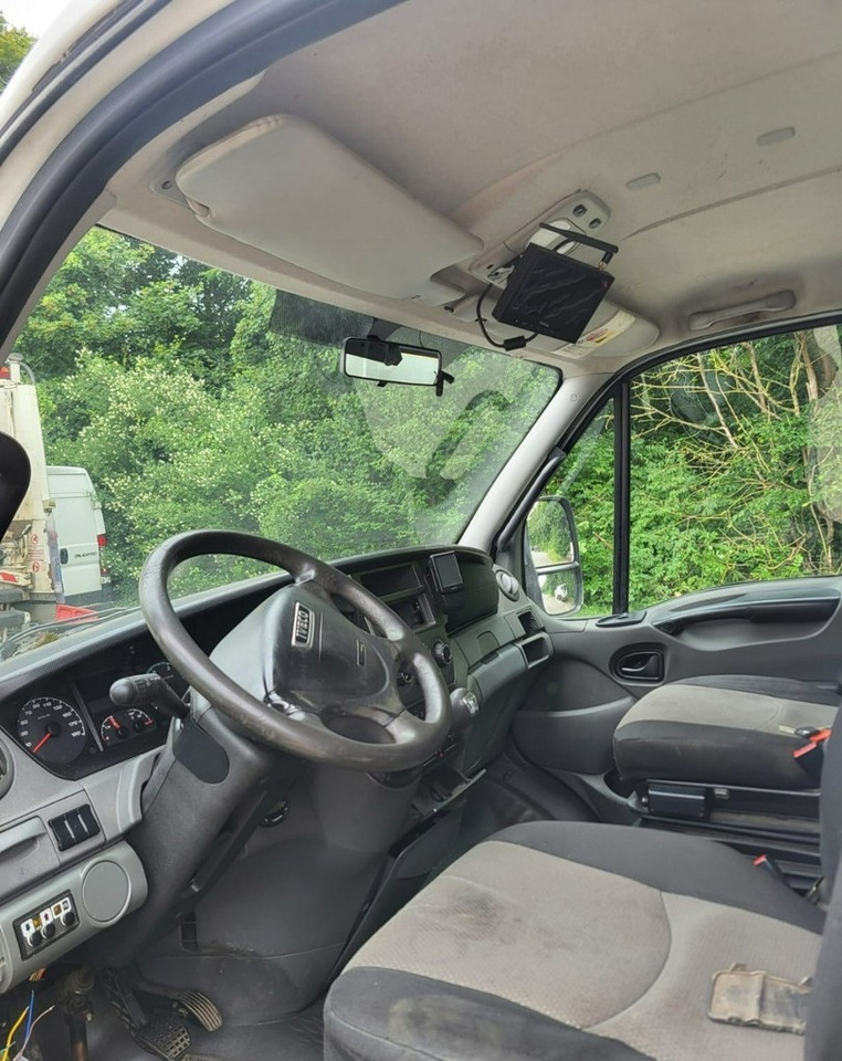 Iveco Inny Iveco Iveco 70C15 Wywrotka 3-strony Doka Dokka 6-osob 2013 - Tarbesõiduk kallur: pilt 5 Iveco Inny Iveco Iveco 70C15 Wywrotka 3-strony Doka Dokka 6-osob 2013 - Tarbesõiduk kallur: pilt 5