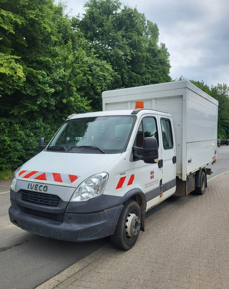 Iveco Inny Iveco Iveco 70C15 Wywrotka 3-strony Doka Dokka 6-osob 2013 - Tarbesõiduk kallur: pilt 1 Iveco Inny Iveco Iveco 70C15 Wywrotka 3-strony Doka Dokka 6-osob 2013 - Tarbesõiduk kallur: pilt 1