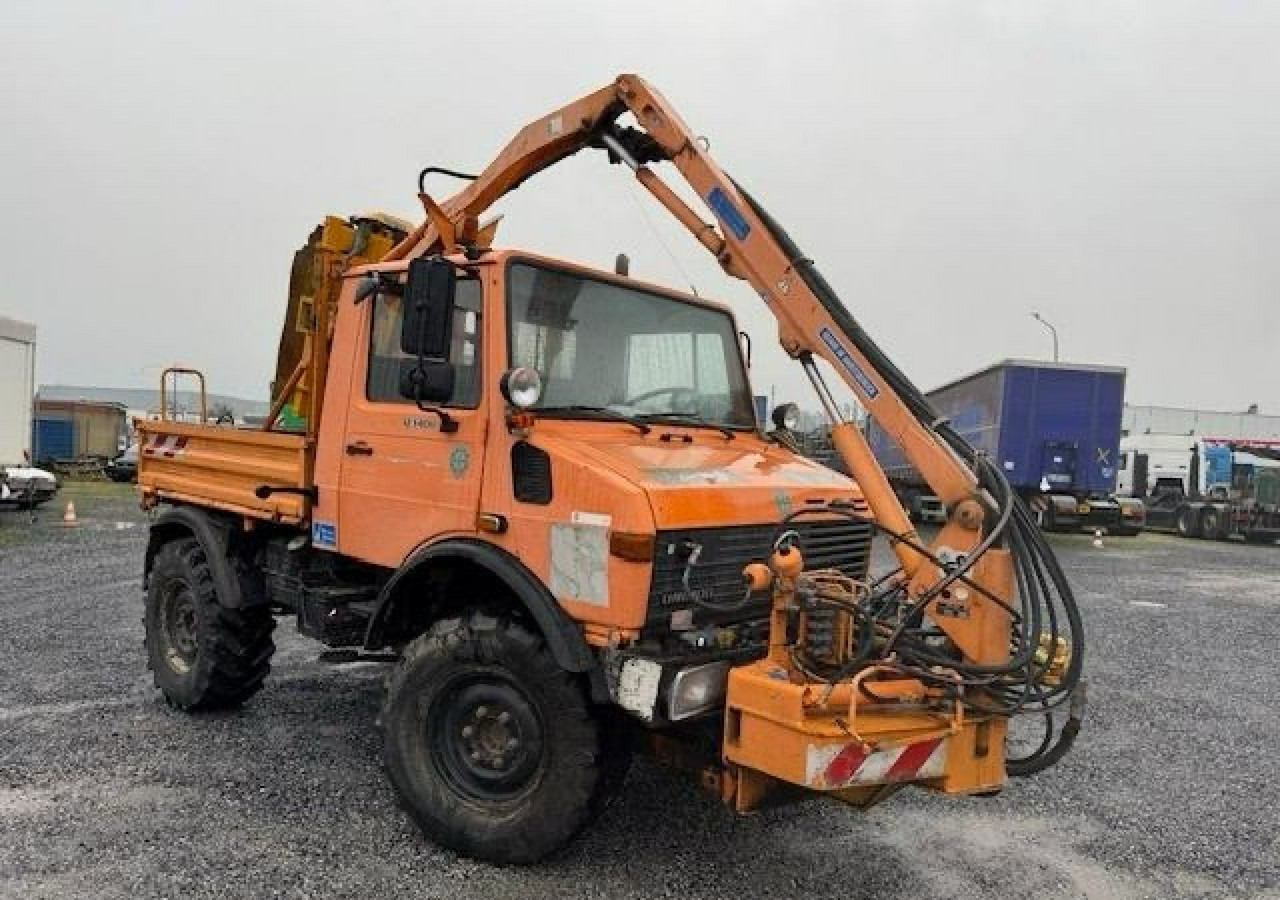 Inna Inny Unimog 1400 4X4 Kosiarka bijakowa teleskopowa - Kommunaal-/ Erisõiduk: pilt 1 Inna Inny Unimog 1400 4X4 Kosiarka bijakowa teleskopowa - Kommunaal-/ Erisõiduk: pilt 1