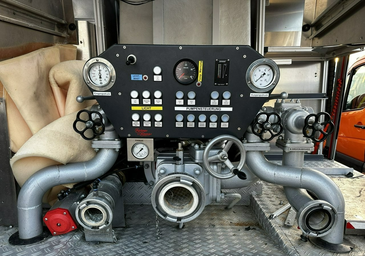 Mercedes-Benz Atego 918 Straż Pożarna 4X4 Wóz strażacki 2006 Atego 918 Straż Pożarna 4X4 Wóz strażacki 2006 - Tuletõrjeauto: pilt 2 Mercedes-Benz Atego 918 Straż Pożarna 4X4 Wóz strażacki 2006 Atego 918 Straż Pożarna 4X4 Wóz strażacki 2006 - Tuletõrjeauto: pilt 2