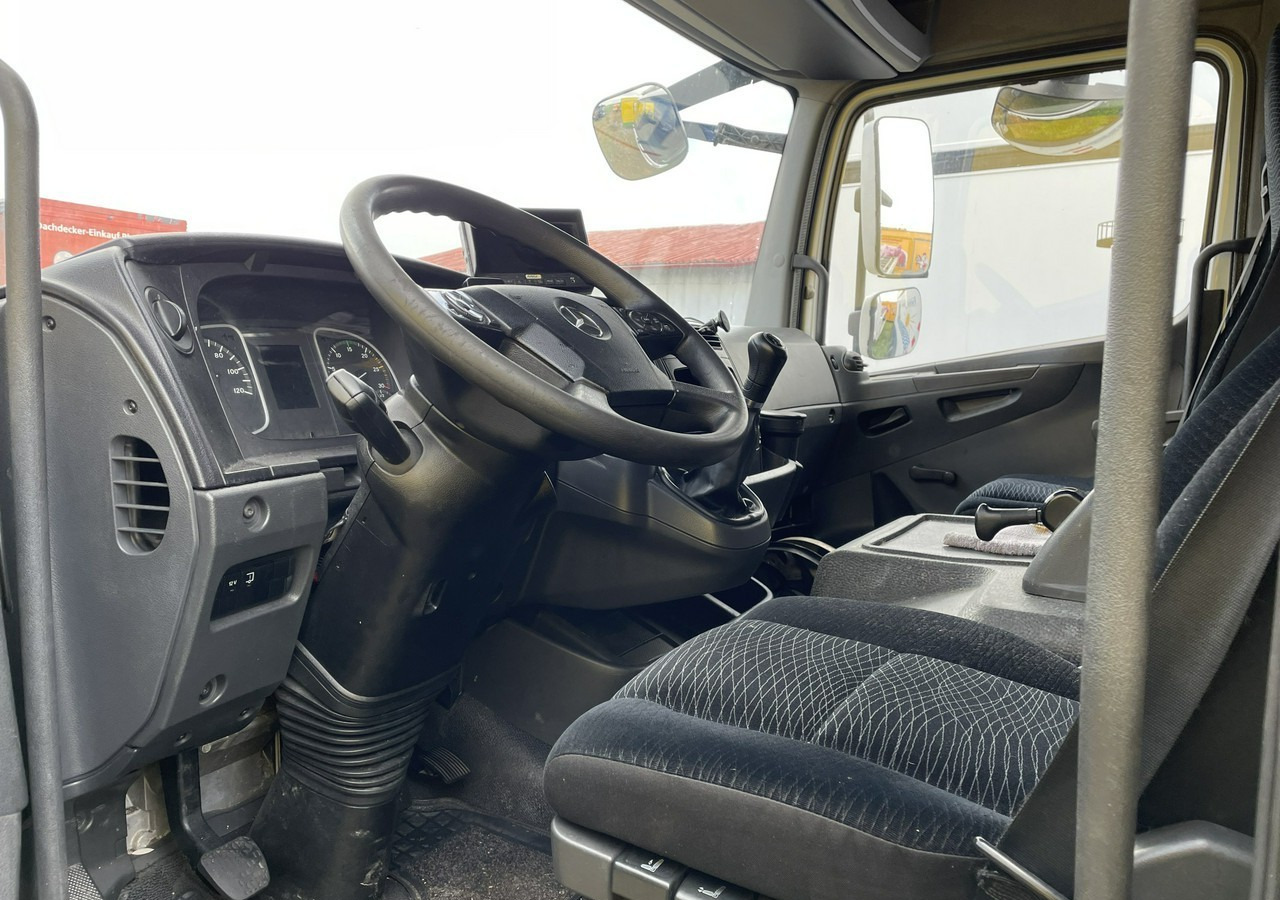 Mercedes-Benz Atego Atego 818 Pomoc Drogowa Euro 6 Autolaweta 2015 - Puksiirauto: pilt 3 Mercedes-Benz Atego Atego 818 Pomoc Drogowa Euro 6 Autolaweta 2015 - Puksiirauto: pilt 3