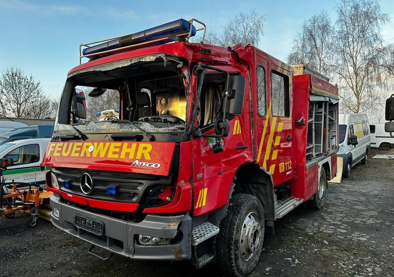 Mercedes-Benz Inny Mercedes-Benz Atego 918 Straż Pożarna 4X4 2006 - Tuletõrjeauto: pilt 5 Mercedes-Benz Inny Mercedes-Benz Atego 918 Straż Pożarna 4X4 2006 - Tuletõrjeauto: pilt 5
