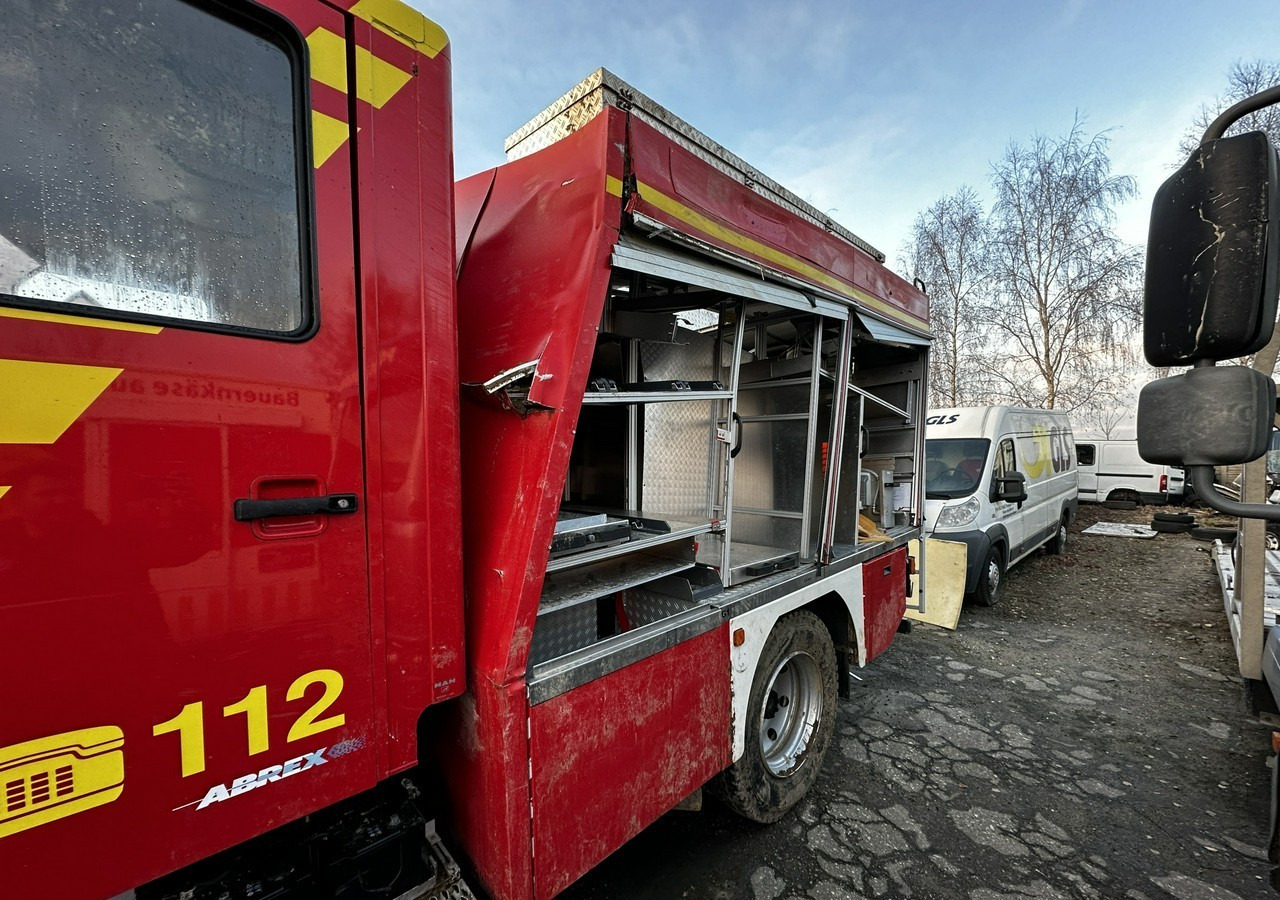 Tuletõrjeauto Mercedes-Benz Inny Mercedes-Benz Atego 918 Straż Pożarna 4X4 2006: pilt 9