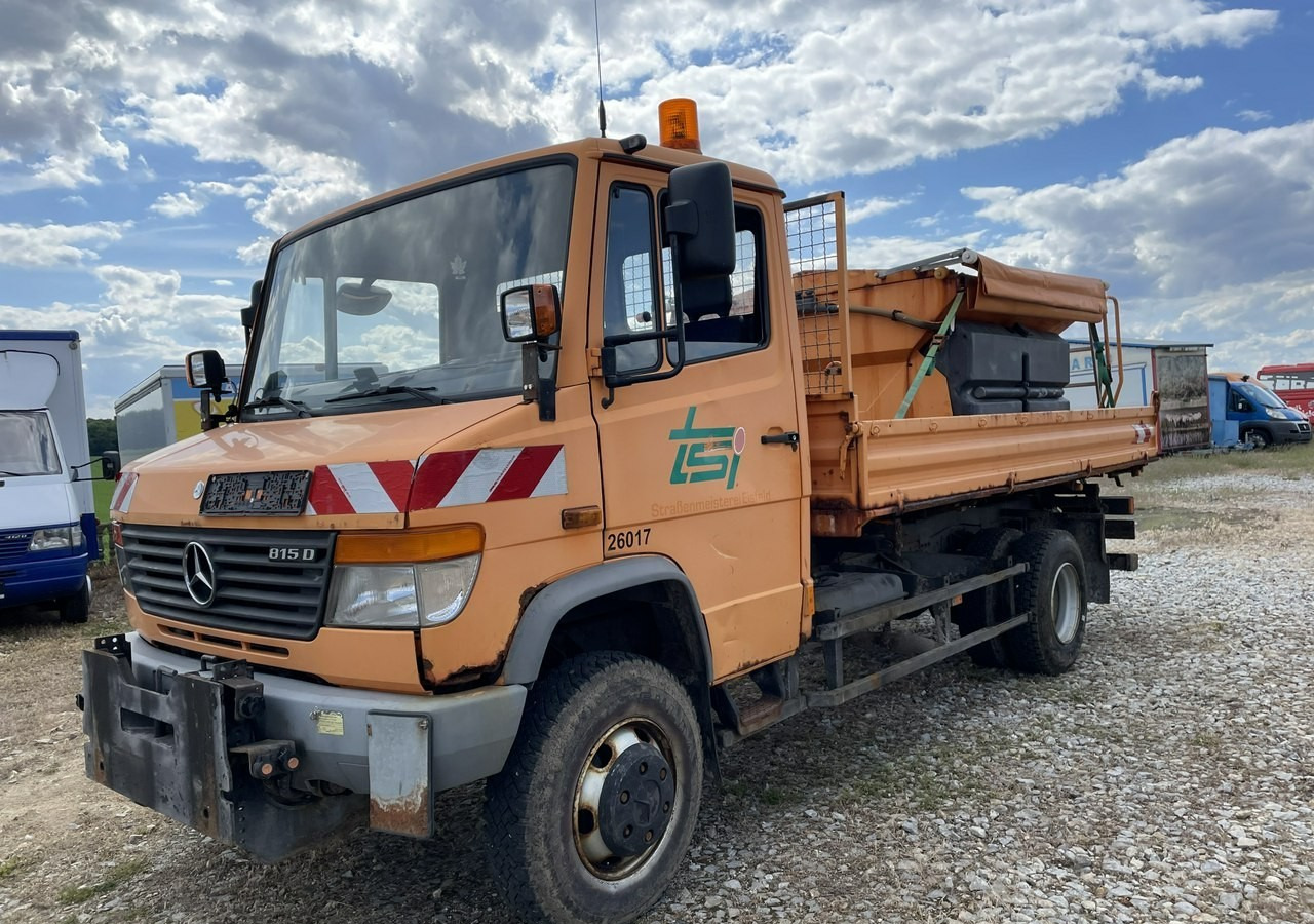 Mercedes-Benz Inny Mercedes-Benz Mercedes Vario 815 Wywrotka 4X4 2004 - Lumekoristusmasina: pilt 1 Mercedes-Benz Inny Mercedes-Benz Mercedes Vario 815 Wywrotka 4X4 2004 - Lumekoristusmasina: pilt 1