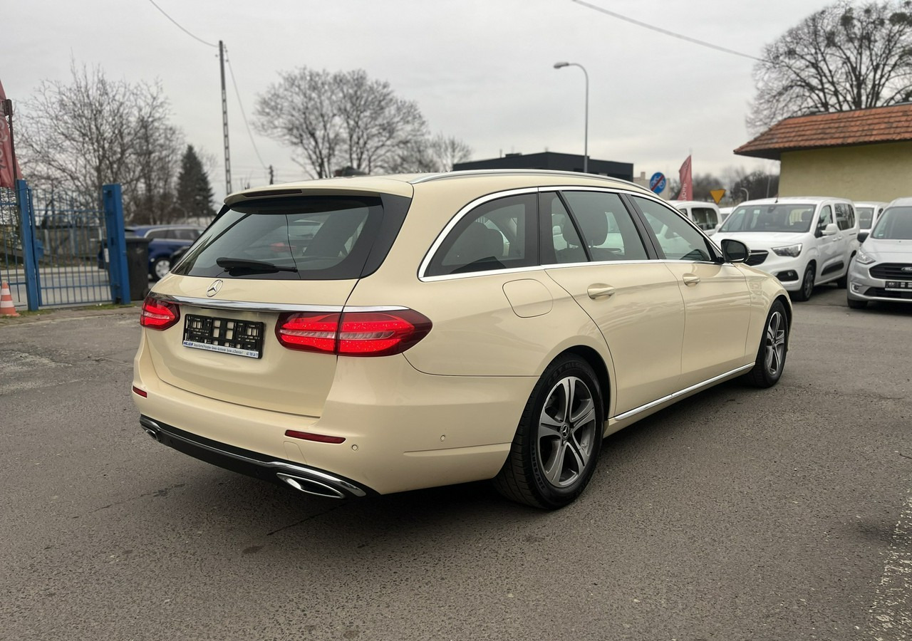 Mercedes-Benz Klasa E E220d T 9G-tronic 197KM Navi FullLed Kamera Asystent Model 2020 FV 2 - Auto: pilt 4 Mercedes-Benz Klasa E E220d T 9G-tronic 197KM Navi FullLed Kamera Asystent Model 2020 FV 2 - Auto: pilt 4